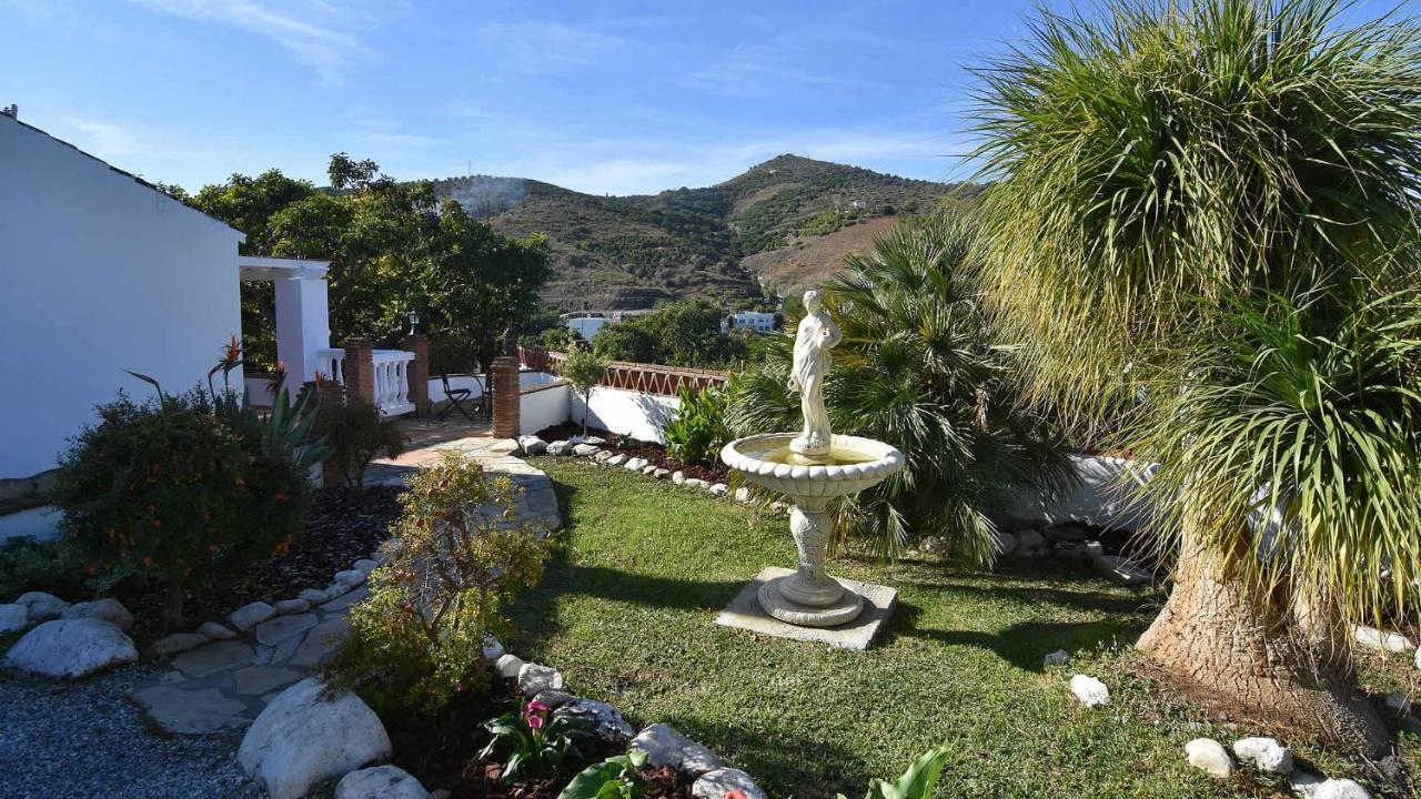 Cortijo Lomasol Villa *