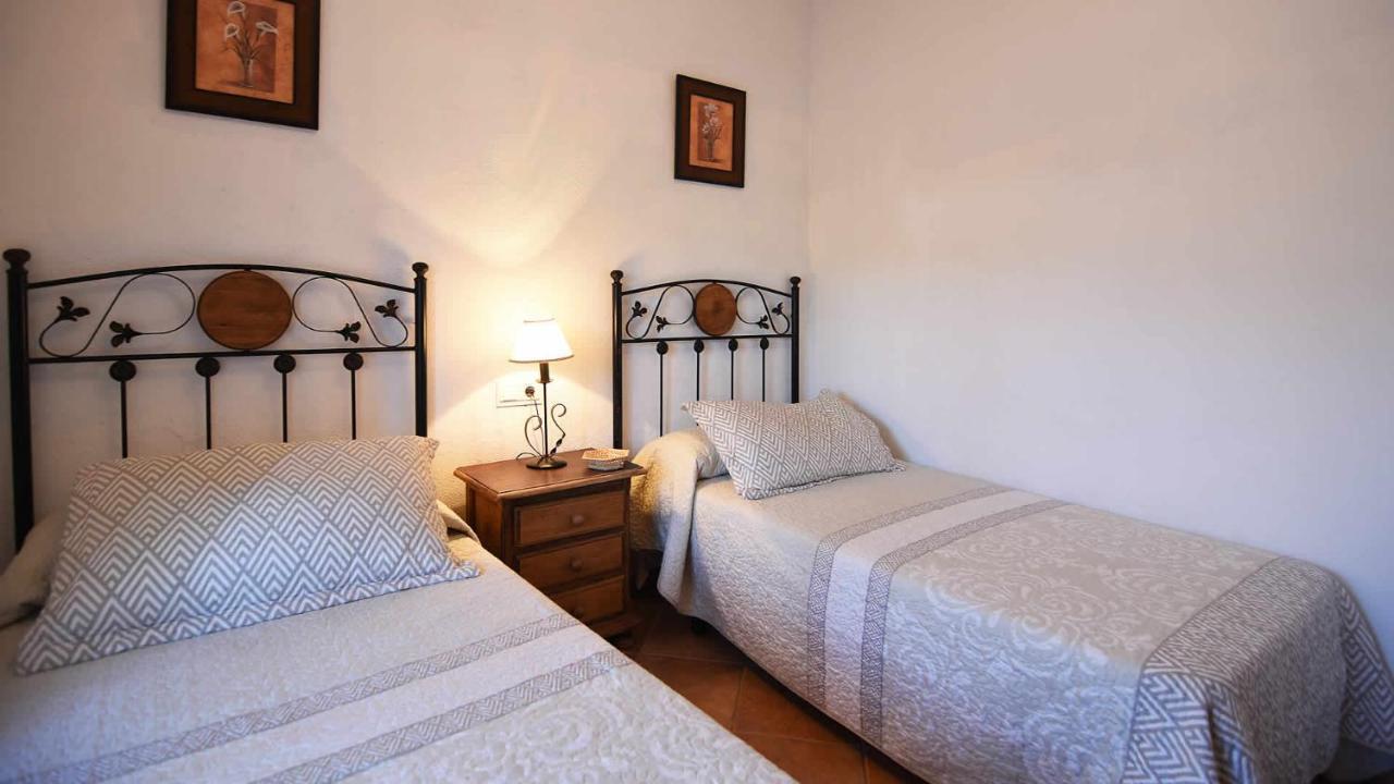 Cortijo Lomasol Villa *